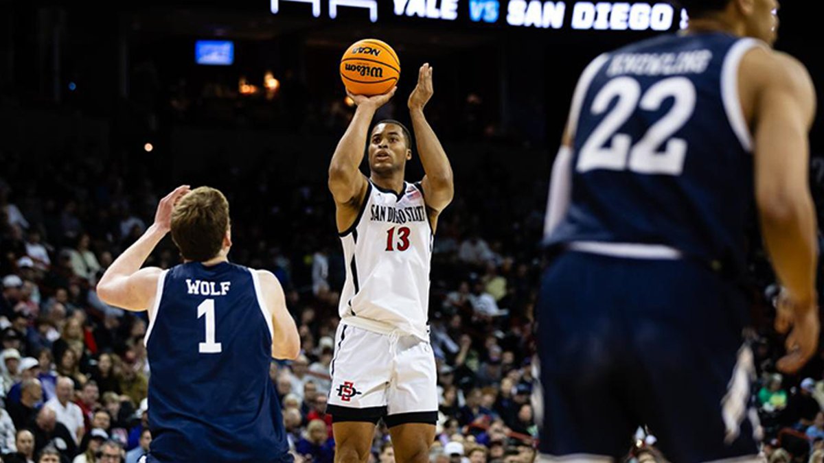 Aztecs' Jaedon LeDee excels on the court and in the classroom As an MBA student, the All-American hoops star is also an award-winning student having been honored as a Mountain West Scholar Athlete for 2022-23. Read More: bit.ly/43DGQVW