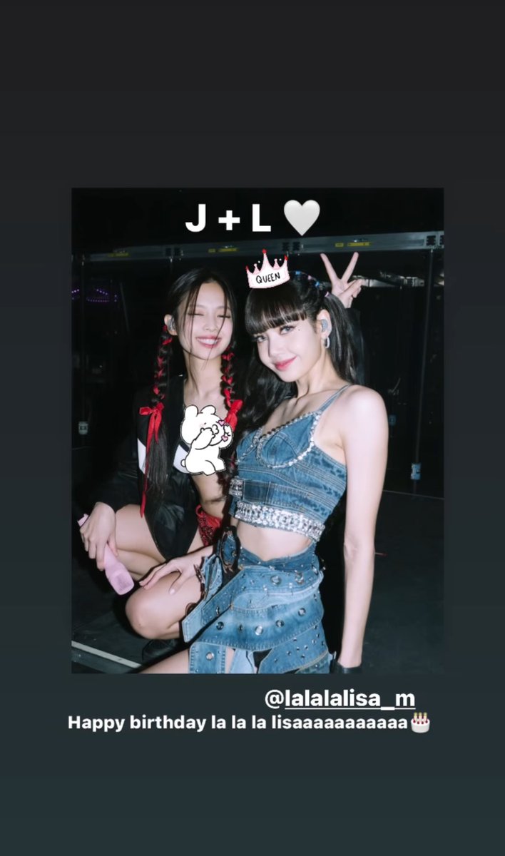 J + L 🤍 @BLACKPINK_LISA