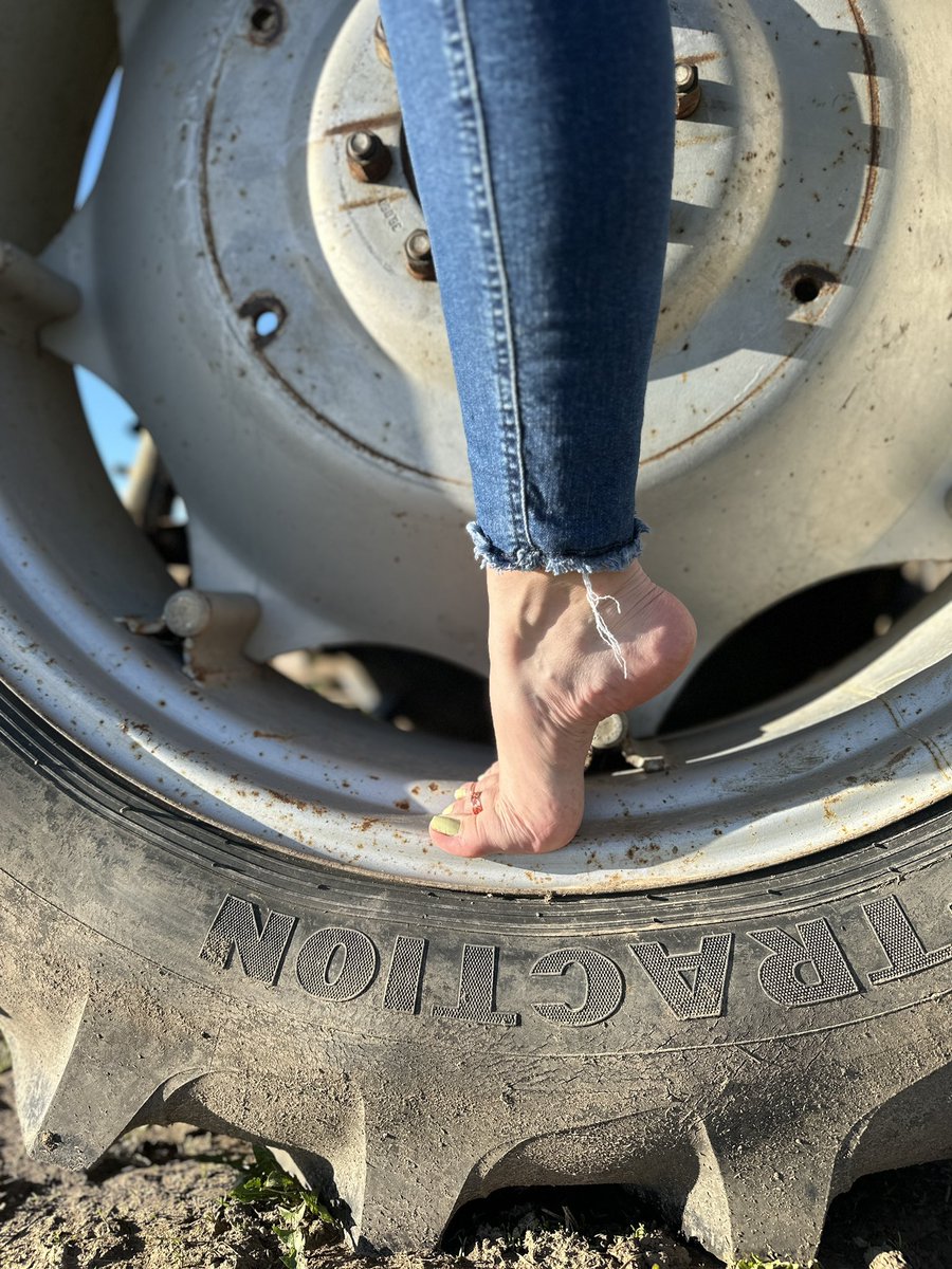 Gefällt dir was du siehst? 
Mir gefällt Geld …. 💸

Du weißt was ich sehen will - deine Mäuse in meinen Händen 😏 

Ab in die DM 

#findom #findommebrat #findomming #geldgeil #paypiggies #zahlschwein #zahlschwanz #paypig  #nopaynoplay #findomgoddess

<a href="/rtfindom/">RT FinDom 70.6k+ ♥</a> <a href="/RTGermanFindom/">RTFindomgermany 🔥</a>