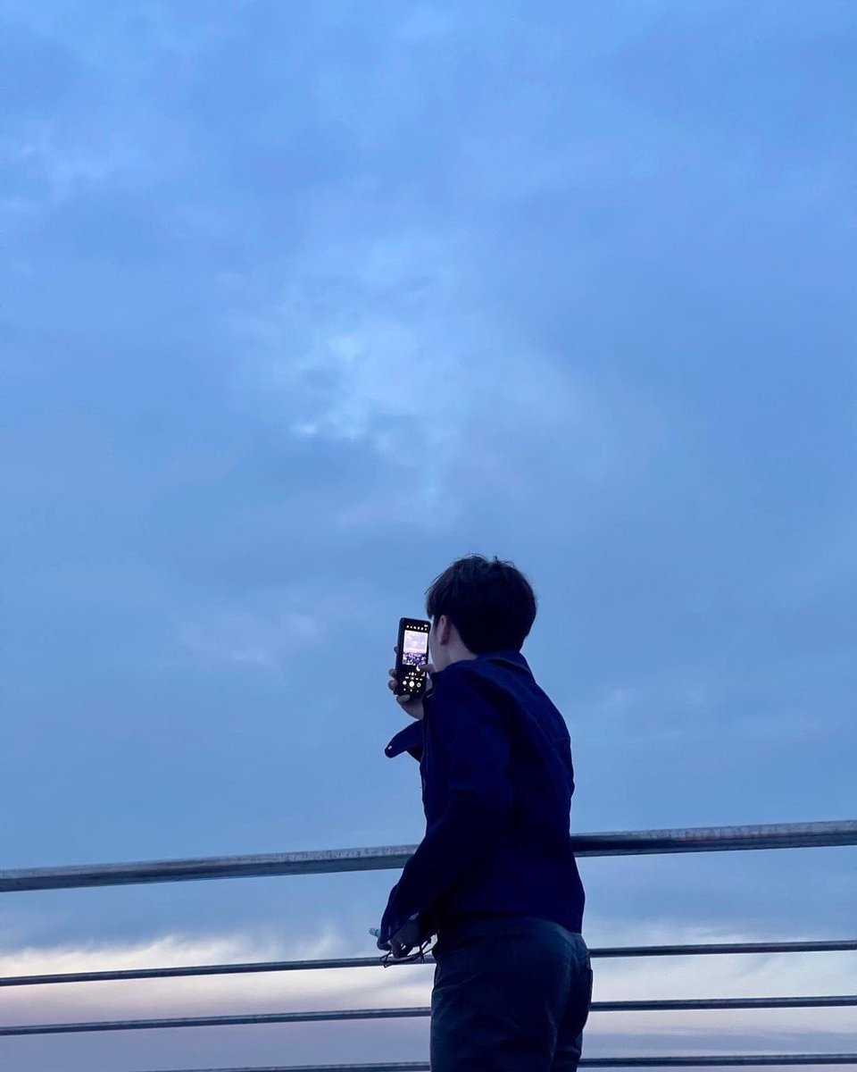 recordbsk's tweet image. seungkwan as the sky he loves so much, during different times of day (a thread)