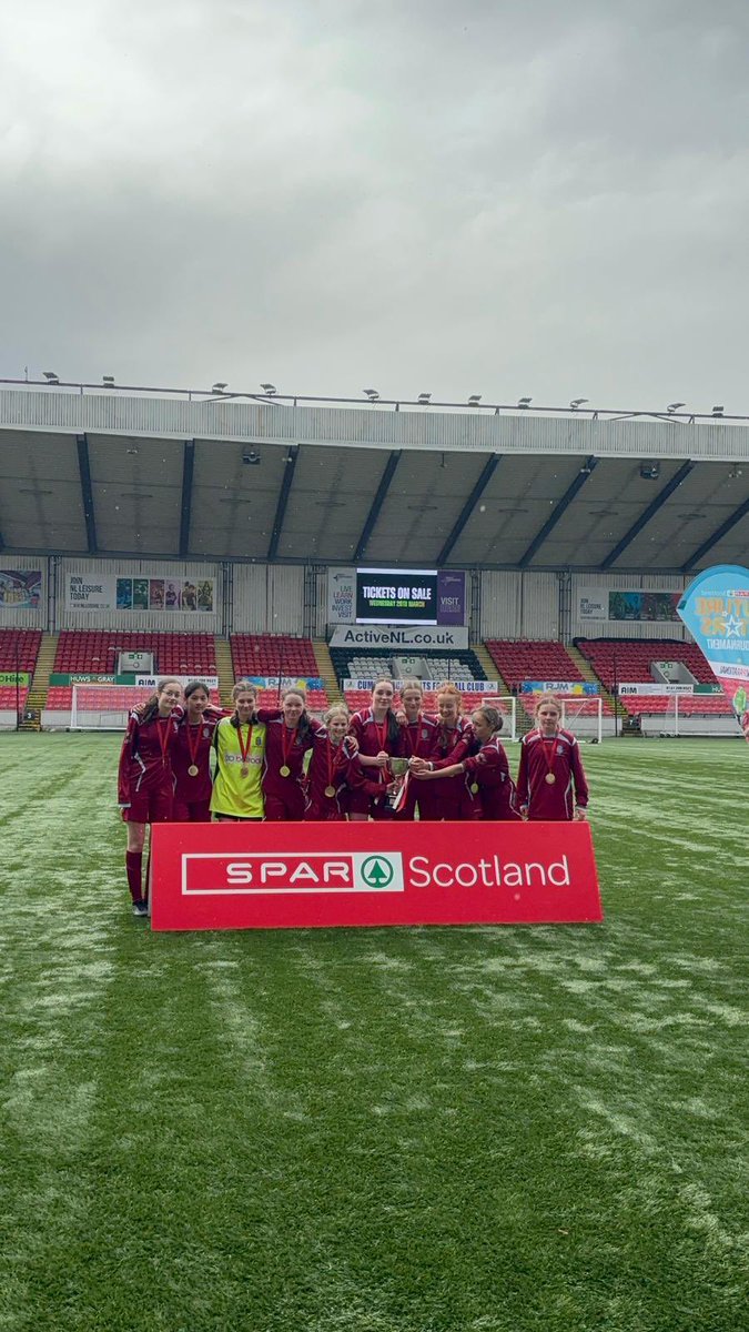 St Ninian's Football tweet media