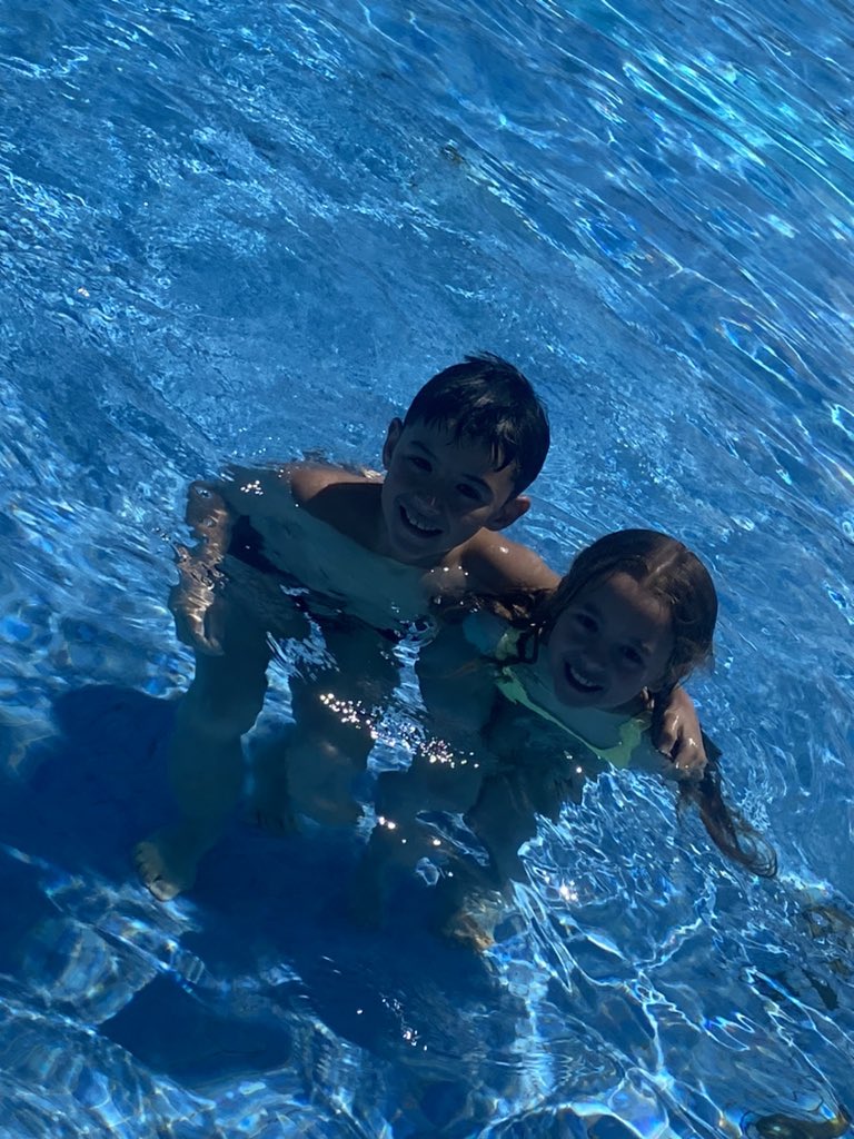 Bernadette Turner ✨ tweet media