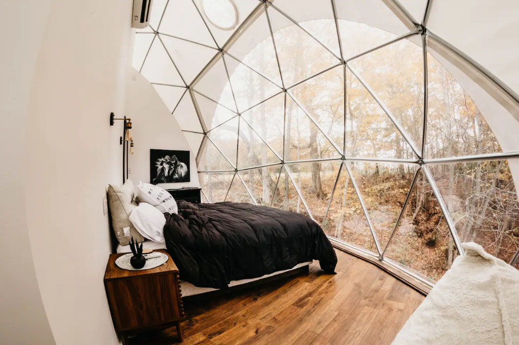 Your Glamping Project can go like this! Go Tenesee! We especially love what they have done with kitchen, and the overall interior build-out is amazing, You really can't beat the view or location! Nice work, guys! #glamping #teneseeairbnb #teneseeglamping #pacificdomes