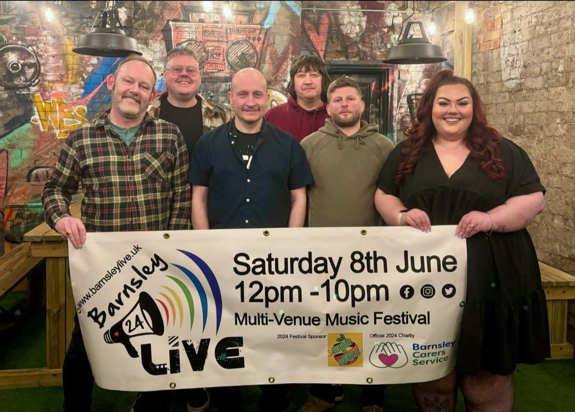 🎉 The banners have arrived!!! 🎉

Keep your eyes out for them around town 👀 take some pics, post them on your socials and tag us ❤️

#BarnsleyLive2024 #BarnsleyLive #Barnsley #Festival #applytoplay #BarnsleyIsBrill #LiveMusic #LocalMusicScene #Musicians #Bands #SouthYorkshire