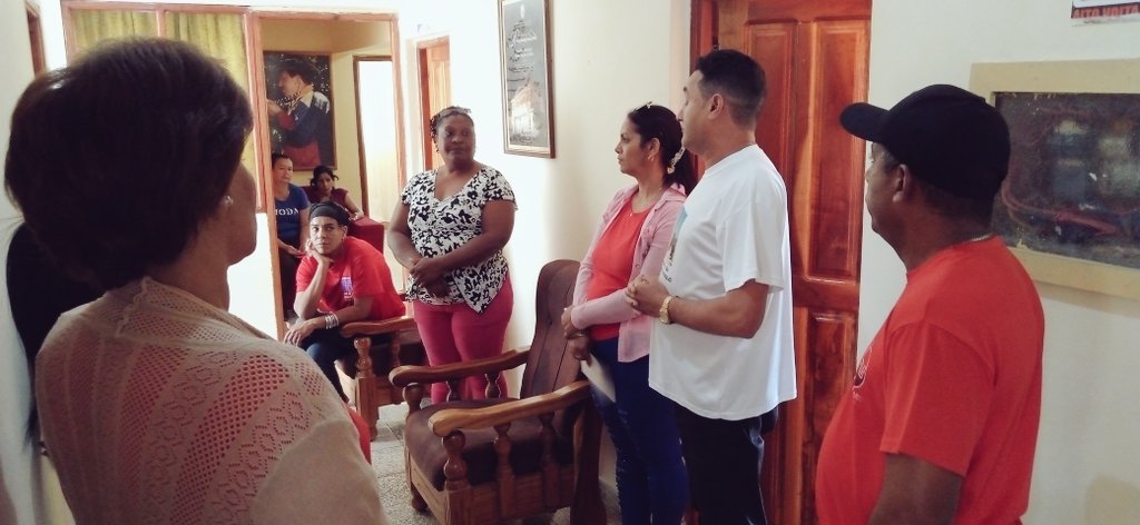 AMPPMella's tweet photo. #Mella,#SantiagoDeCuba.La AMPP Mella recibió hoy Comisión de Trabajo de Diputados al Parlamento Cubano que llevarán a cabo el más alto control y fiscalización al Sector de Comercio y Gastronomía para dictaminar informe de Rendición de Cuentas a la ANPP.#LosDesafiosDelPoderPopular https://t.co/2YGEnm2Drk