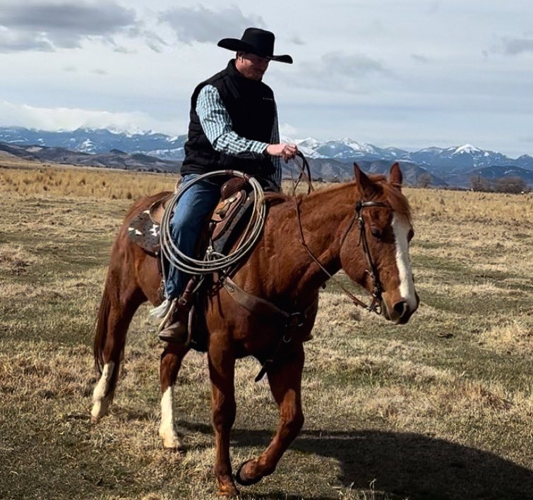 My favorite time of year here in Montana, let’s ride!!🏔️

#springtime #brandingseason #westernlifestyle #ranchlife #cowboy #westernstyle #montana #ranching #bootbarn #wrangler #ariatboots #cavanders #yellowstone #yellowstonetv #cowboyup