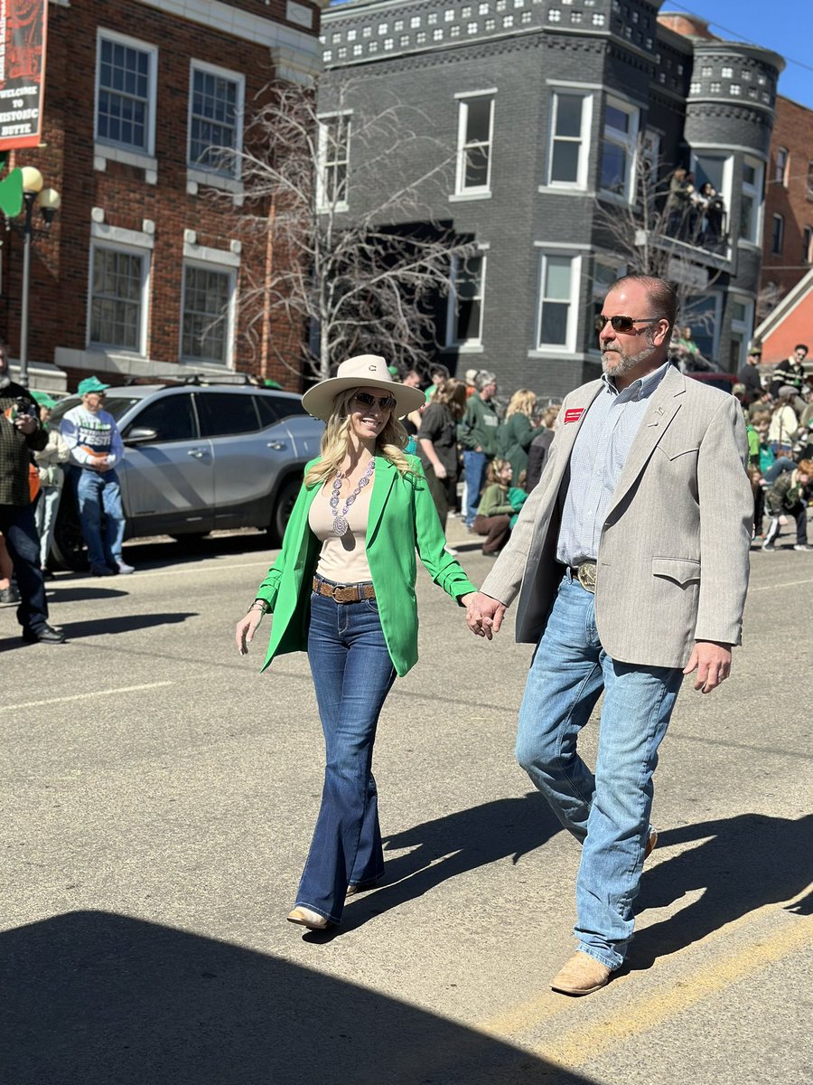 Tanner4Montana's tweet image. Behind every successful campaign, there's a supportive wife. Grateful for her love and encouragement every step of the way ❤️ #tannerformontana #smithforgovernor  #CampaignSupport