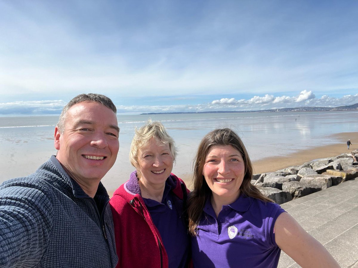 Taking a lunch time stroll along Afan beach. Dyn ni wedi cerdded ar lan y mor ym Mhort Talbot! #walkandtalk #teamworkmakesthedreamwork #menandwomenworkingtogether #kindnessmatters #talkitout #smile #sunshine #porttalbot