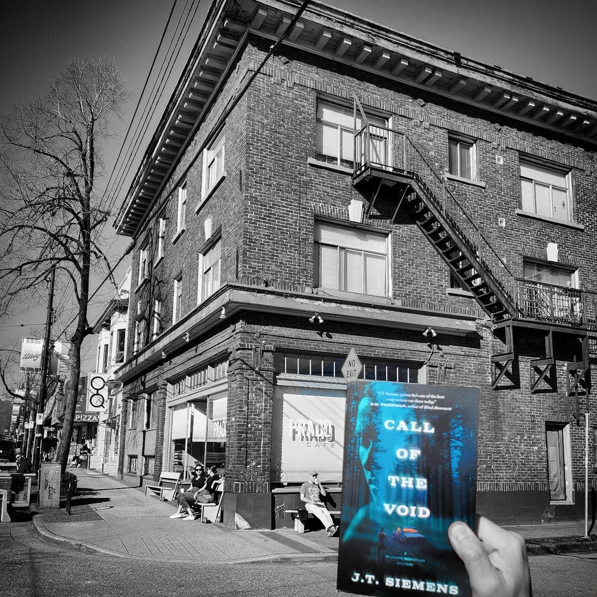 #1 in the CALL OF THE VOID locations tour. NE corner of Commercial & 4th, in Vancouver, home of Hardknocks Investigations & Security Services, Inc. ⁦@NeWestPress⁩ #CrimeFiction #SloaneDonovan amazon.ca/Call-Void-J-T-…