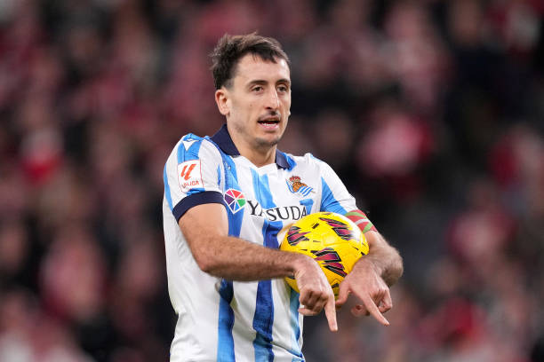 ⏱️ TERMINÉ !

PEAL POCIEDAD 🔵 (2) 2-0 (3) ⚪️ POTTENHAM

Pottenham s'incline sur le score de 2-0 face au Peal Pociedad et se qualifie en demi-finale de la Peuropa League.

            Ayzyx 50': ⚽️
Possimhen 56' : ⚽️