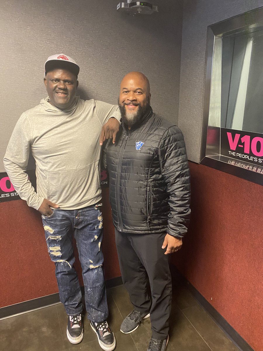 I appreciate my guy @DjGregStreet for having me on @V103Atlanta today. He will be Live on air For GSU Spring game at Center Parc Stadium, Friday April 12, from 3 pm to 7pm! Game time is 4:00 pm! Free Admission! Come out support our team. #NewAtlanta