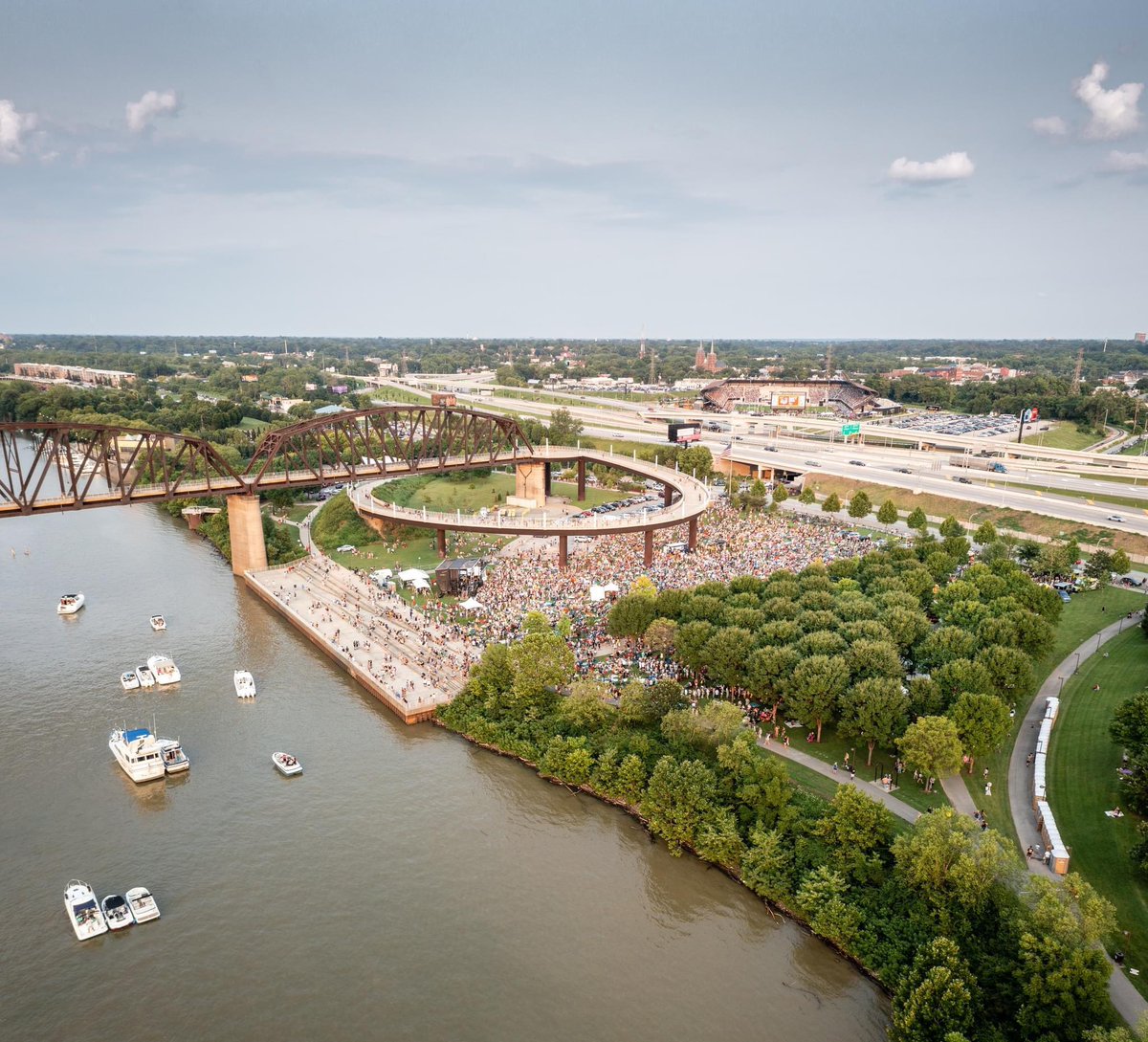 🎉 Feeling twenty-two! <a href="/WFPK/">WFPK</a> Independent Louisville and Waterfront Park are proud to announce the 22nd season of WFPK Waterfront Wednesday. Louisville’s favorite concert series returns on Wednesday, April 24. Check out the lineup at bit.ly/3J0nMrq.