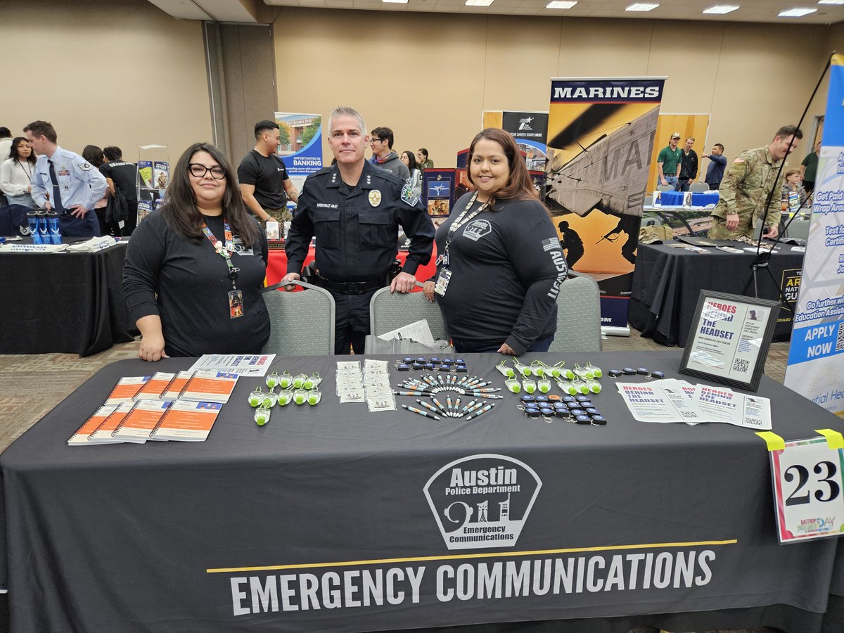 Thank you to @Austin_Police 911 Recruiting Team who were hard at work today @BastropISD Career Day! Over the past 15 months, they've brought on 100+ new hires at Emergency Communications and conducted 23,000+ training hours onboarding new hires! @JoinAPD @austintexasgov