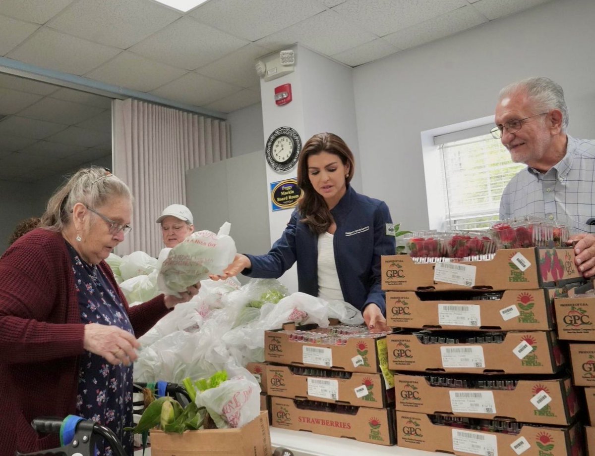 CaseyDeSantis tweet picture