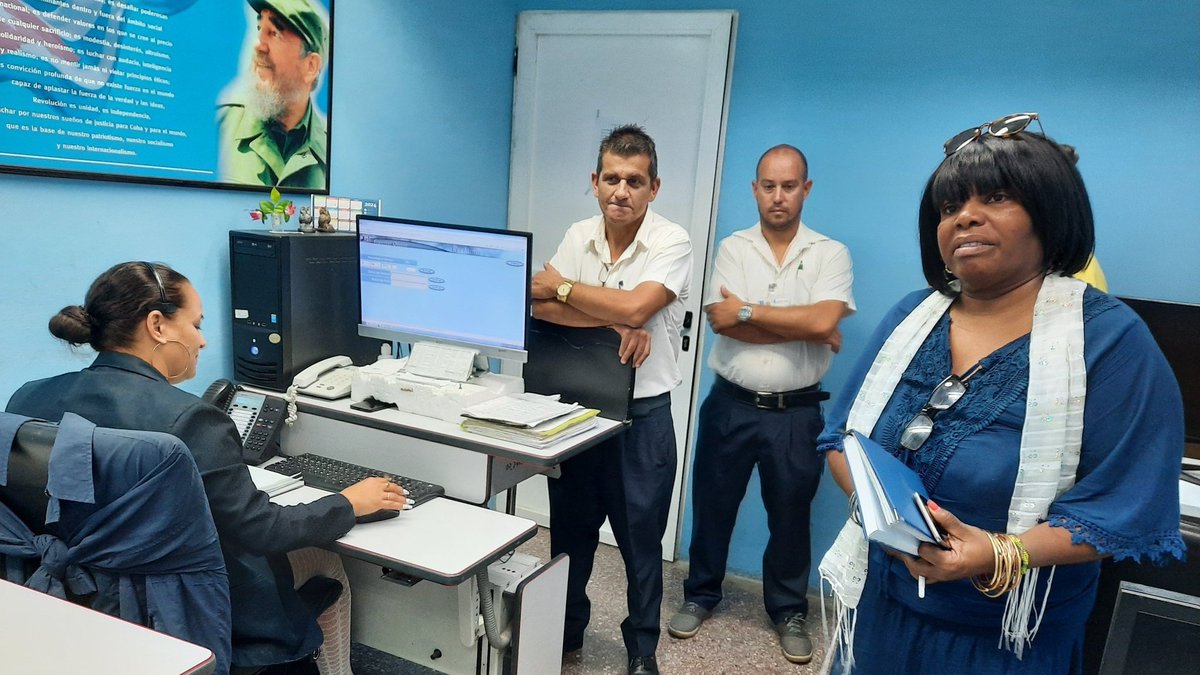 Hoy durante la visita a la Division Territorial Mayabeque de Yanaurys Gónzalez Nuñez, diputada a la <a href="/AsambleaCuba/">Asamblea Nacional Cuba</a>, se realizó un recorrido por nuestras instalaciones y se intercambió sobre los avances de la informatización y del comercio electrónico que ha logrado la provincia 🇨🇺