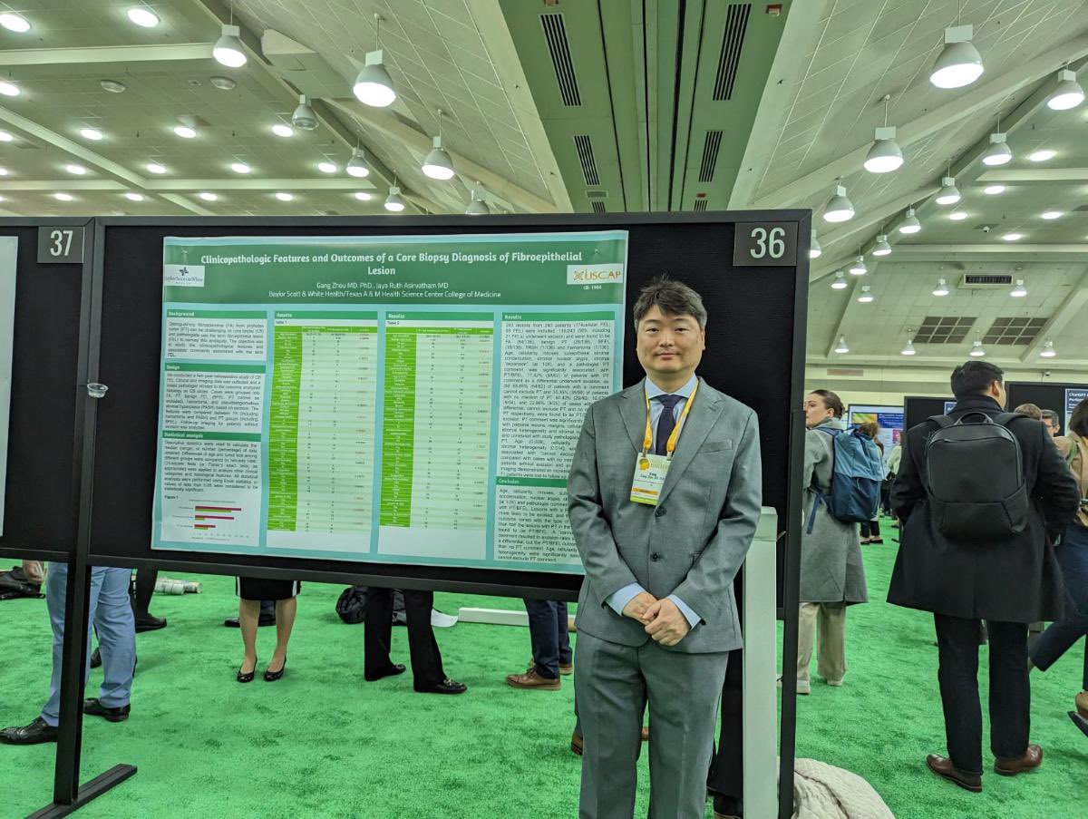 BSWHTemple_PATH's tweet image. The #BSWPathFam congratulates our PGY2s, Gang Zhou, MD, PhD and @Tengfei, MD for their success in this weekend’s @USCAP poster presentations! We are so proud of you! 

#CometoTemple #scopeisdope