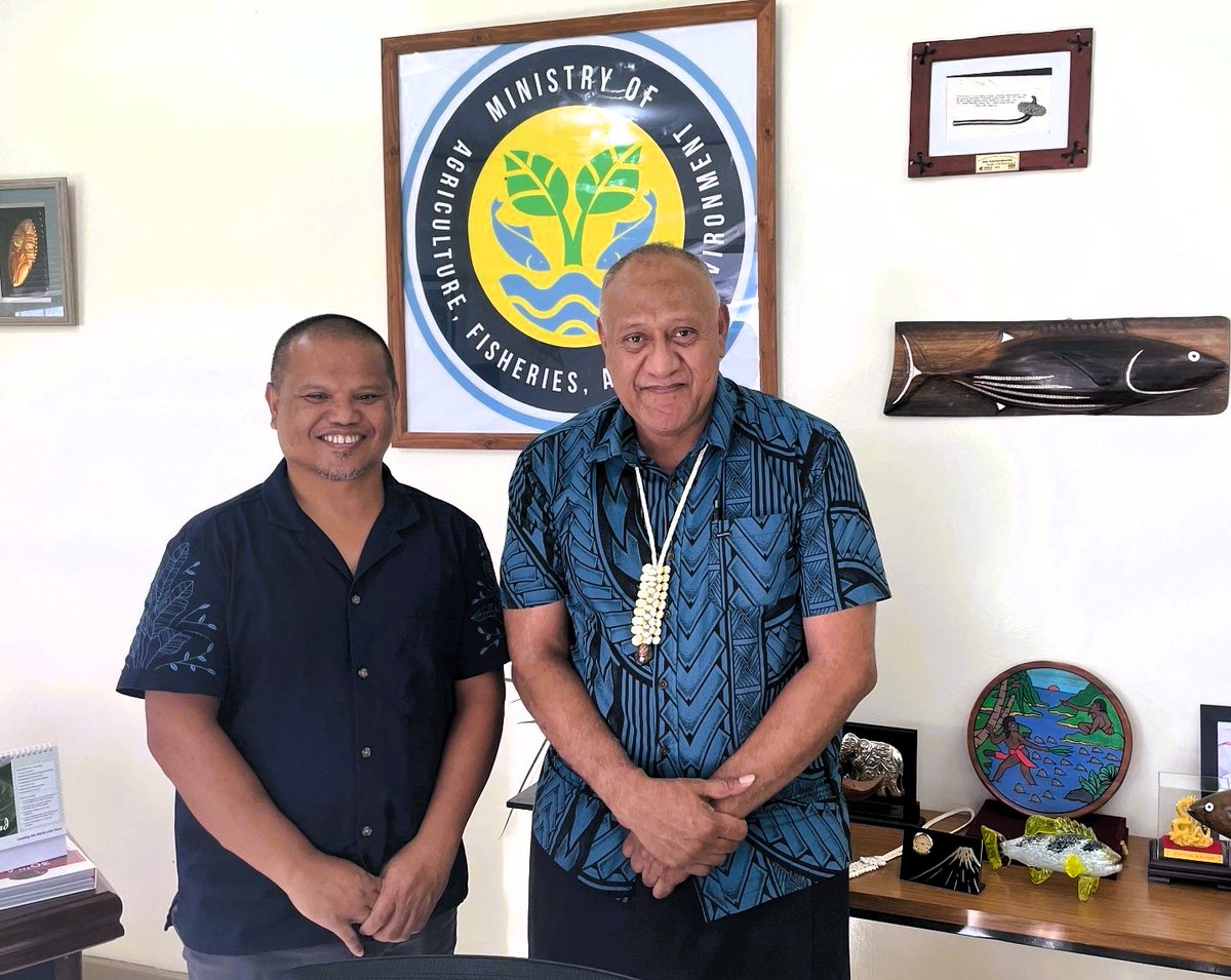 Ali'i from Palau.Pacific Ocean Commissioner Dr Filimon Manoni settling in his new office in Palau met Honorable Minister Steven Victor, Palau's Minister of Agriculture, Fisheries and Environment. They talked about #OPOC transition from #Fiji to #Palau and #ocean collaborations.