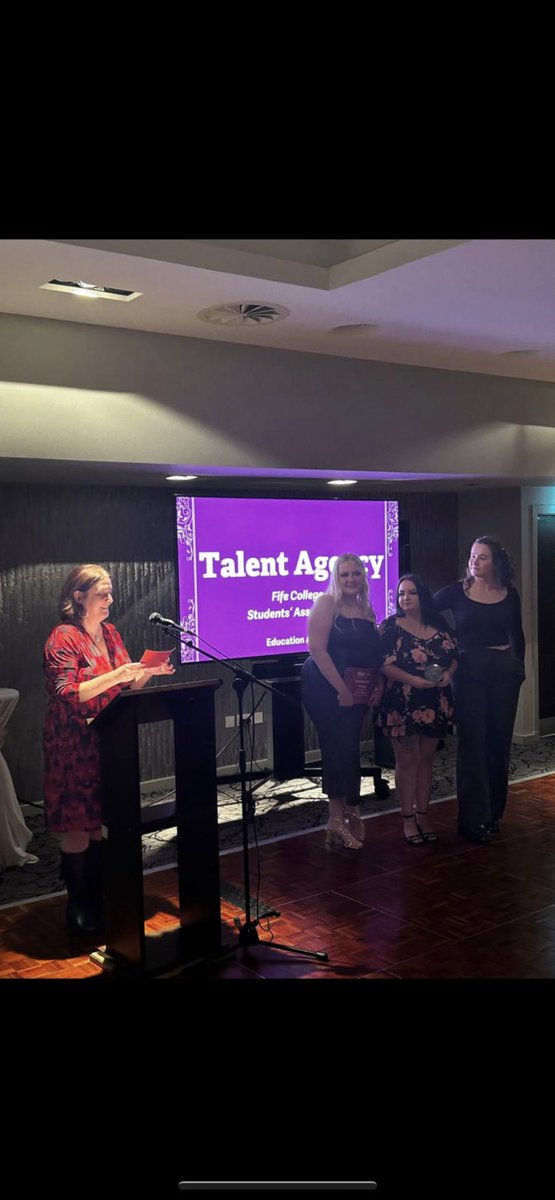 @WestLoCollege Big congratulations to Fife College Students’ Association Talent Agency as the winner of the Education Campaign award! Congratulations! 🎉🎊👏🏻 @FCSAstudents @fifecollege