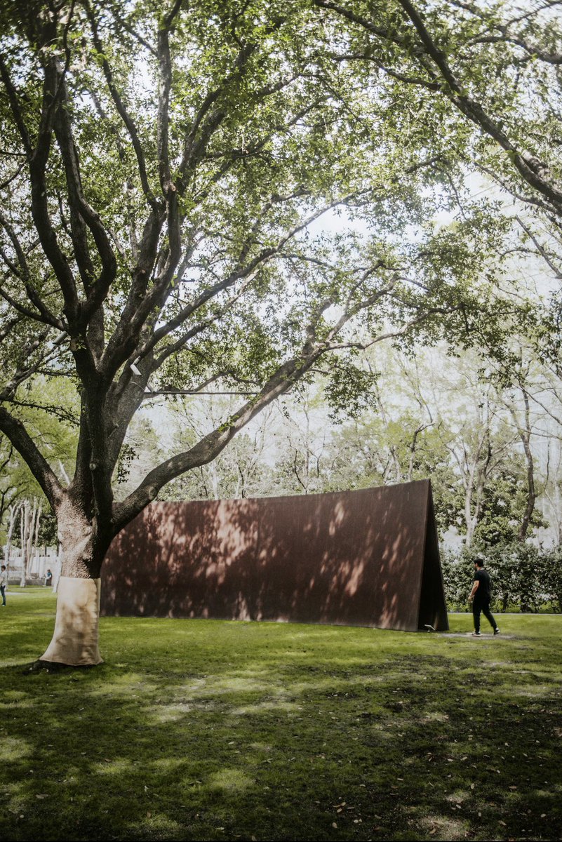 nashersculpture's tweet photo. The Nasher is deeply saddened by the passing of artist and sculptor, Richard Serra.

Serra's "My Curves are Not Mad" is one of the defining sculptures in our garden, both in its overwhelming physical presence and in its ability to transform the space into something experiential. https://t.co/kQswJ2K0FP