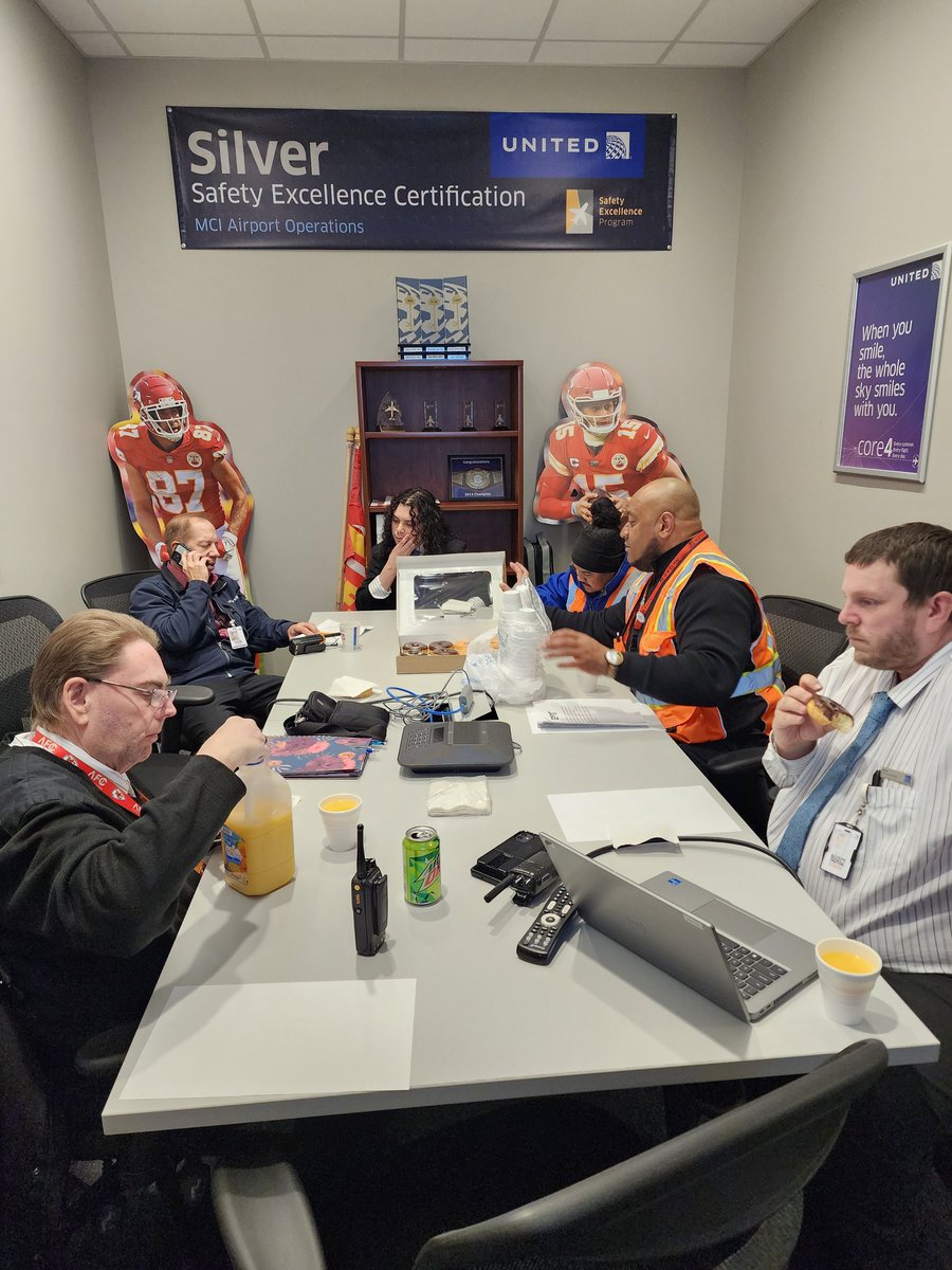 The Safety Action Team (plus Mahomes and Kelce🏈) met today to discuss #Safety at #TeamMCI! #NoSmallRolesInSafety #SafetyExcellence @S_Paxton_at_KCI