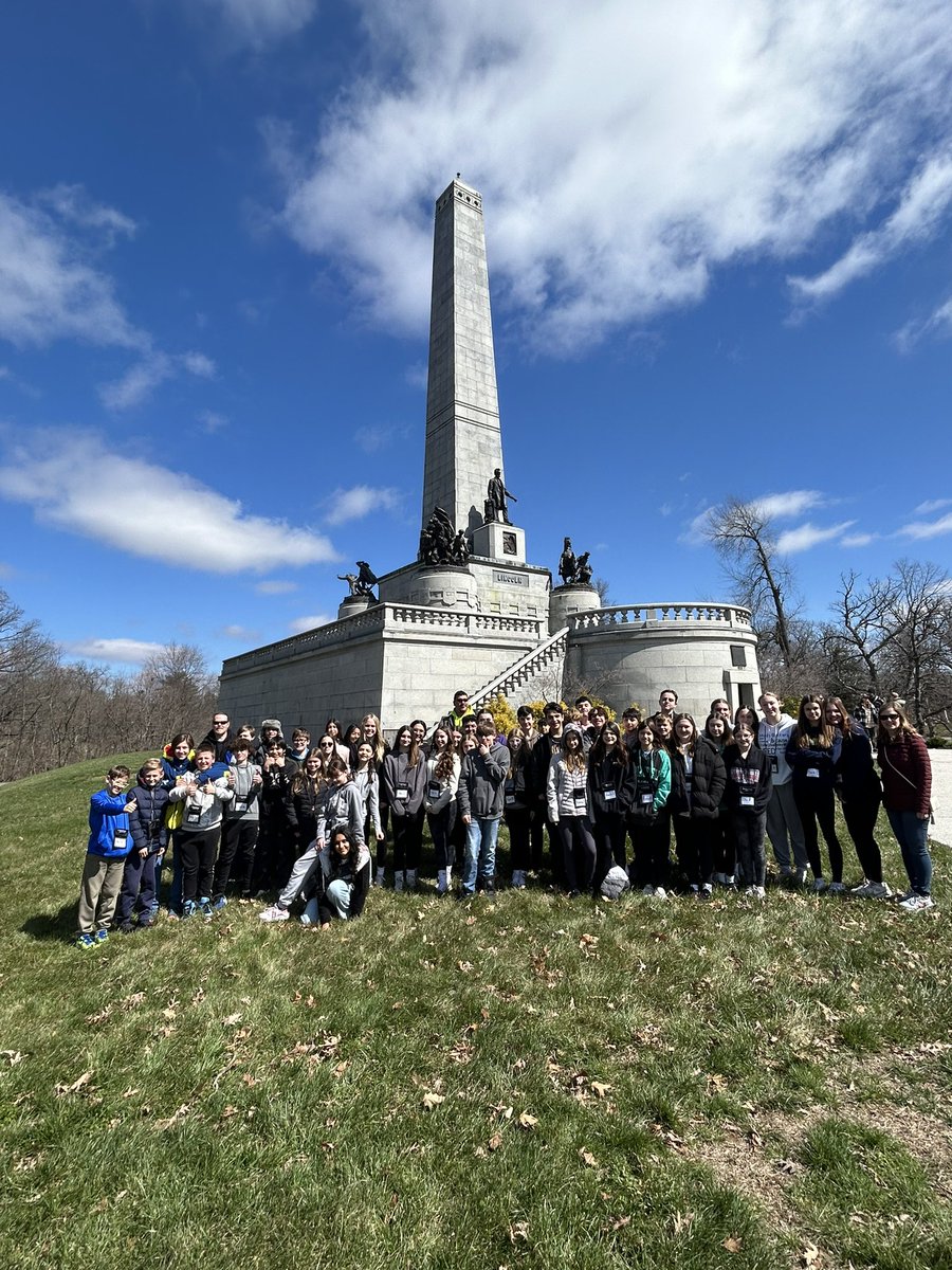 Bus 5 is out! Until next year, Springfield! #oqfamily #springfield2024  #sd113a