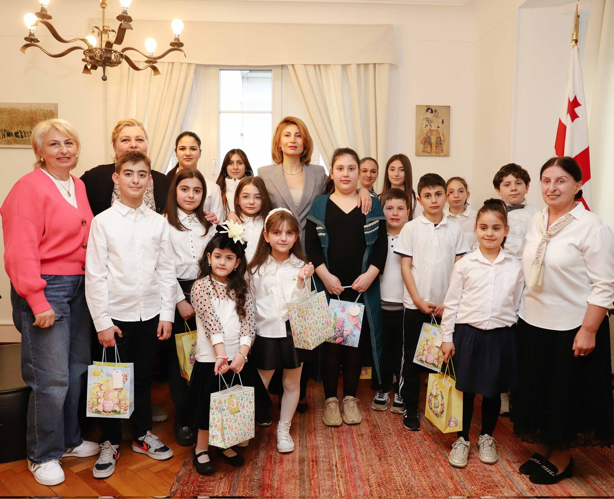 ✨️yet another uplifting discussion with children about the #Culture, #Education & #Citizenship at the 🇬🇪 Permanent Representation to the @coe. @e_bolkvadze 👌 @GeoMissionCoE1