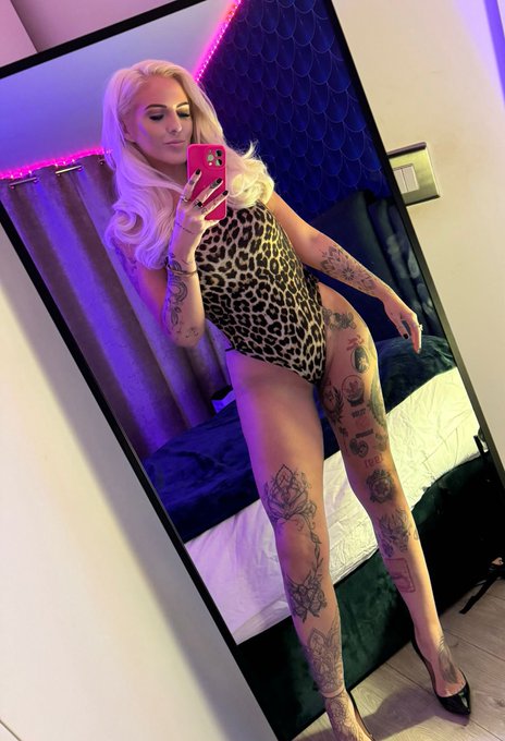 BENIDORM 6-9th June with the sexy @Gigi_P__ and MUA Danielle. can&rsquo;t wait. Who&rsquo;s gonna join us. We will<a class="tags" target="_blank" title="On Twitter" href="/?out=eyJ0eXAiOiJKV1QiLCJhbGciOiJIUzUxMiJ9.eyJpYXQiOjE3MzMwNDY4MDIsImlzcyI6InR3cG9ybnN0YXJzLmNvbSIsIm5iZiI6MTczMzA0NjgwMiwiZXhwIjoxNzY0NTgyODAyLCJyZWRpcmVjdF91cmwiOiJodHRwczovL3R3aXR0ZXIuY29tL0dpZ2lfUF9fIn0.jN2HwOFUTKM1vXS835thNVVUjmgB0iaErmLoXFLIe3qFmXrQp4i09L-tHAn6CWUcGohnMBYfxPUNaDEMv2E1ew">@Gigi_P__</a><a href="/tag/friends"class="tags"><span>#friends</span></a><a href="/tag/realfriends"class="tags"><span>#realfriends</span></a><a href="/tag/girlstrip"class="tags"><span>#girlstrip</span></a><a href="/tag/naughtyholi"class="tags"><span>#naughtyholi</span></a>