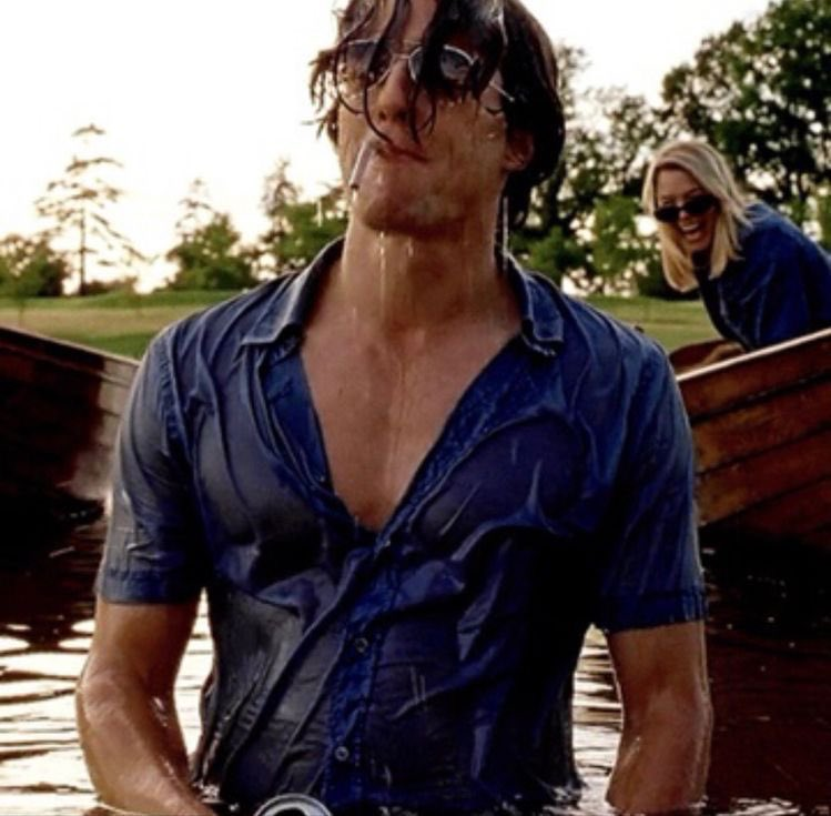 TheCinesthetic's tweet photo. hugh grant in 'bridget jones's diary' https://t.co/CC0KZaPvxx