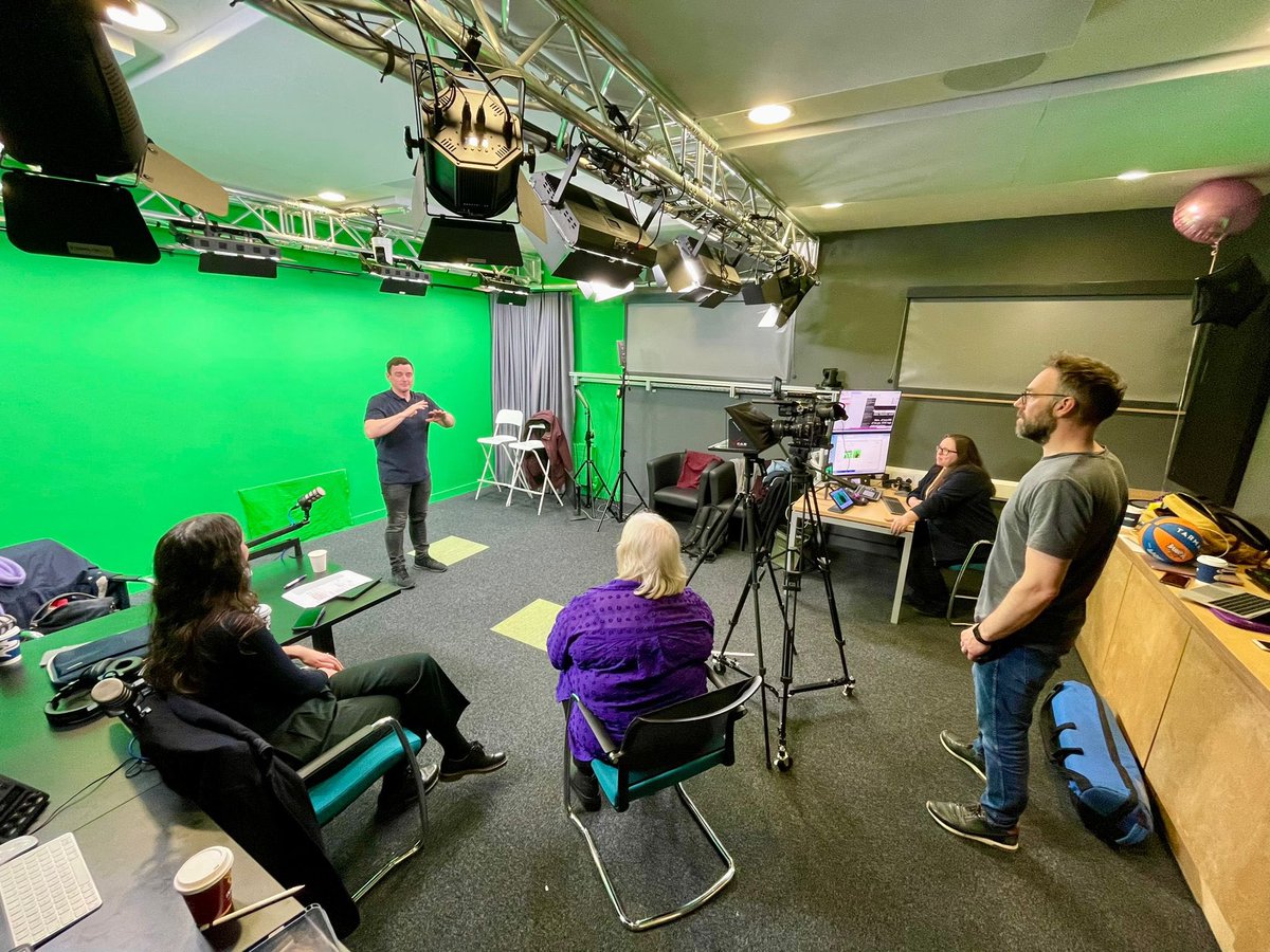 A big day today for our #ISLSTEM glossary project team as filming for our science videos got underway @DCU. This year we will create 50 videos discussing topics across STEM. Watch this space… 🪐! Funded by @scienceirel