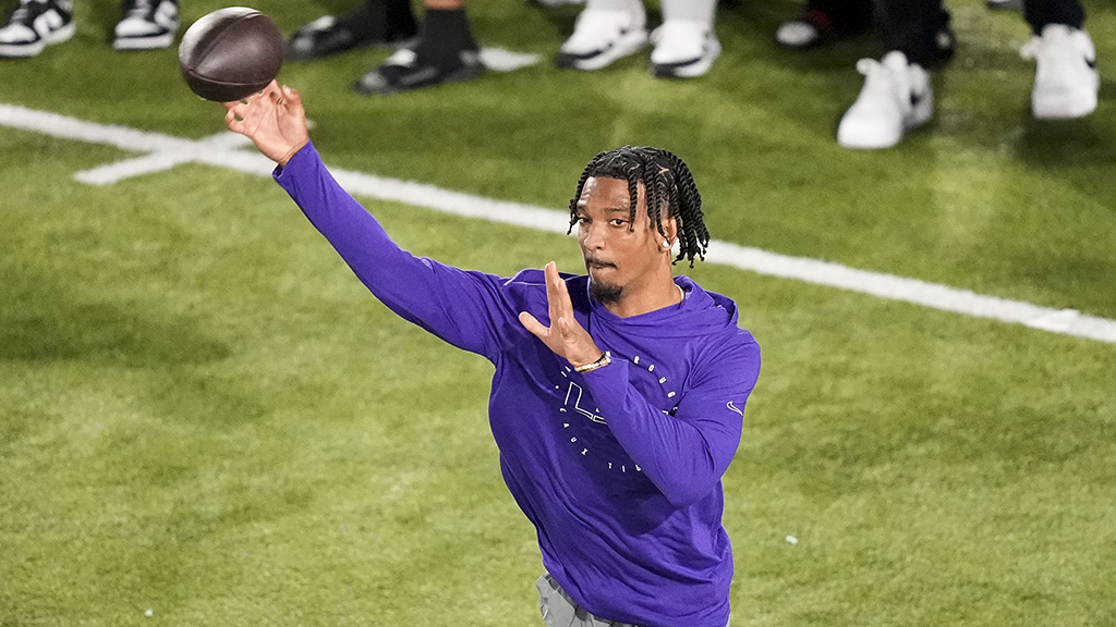 Jayden Daniels throws; Malik Nabers puts on a show! What We Learned from @LSUfootball pro day: nfl.com/news/2024-nfl-… (via @Eric_Edholm)