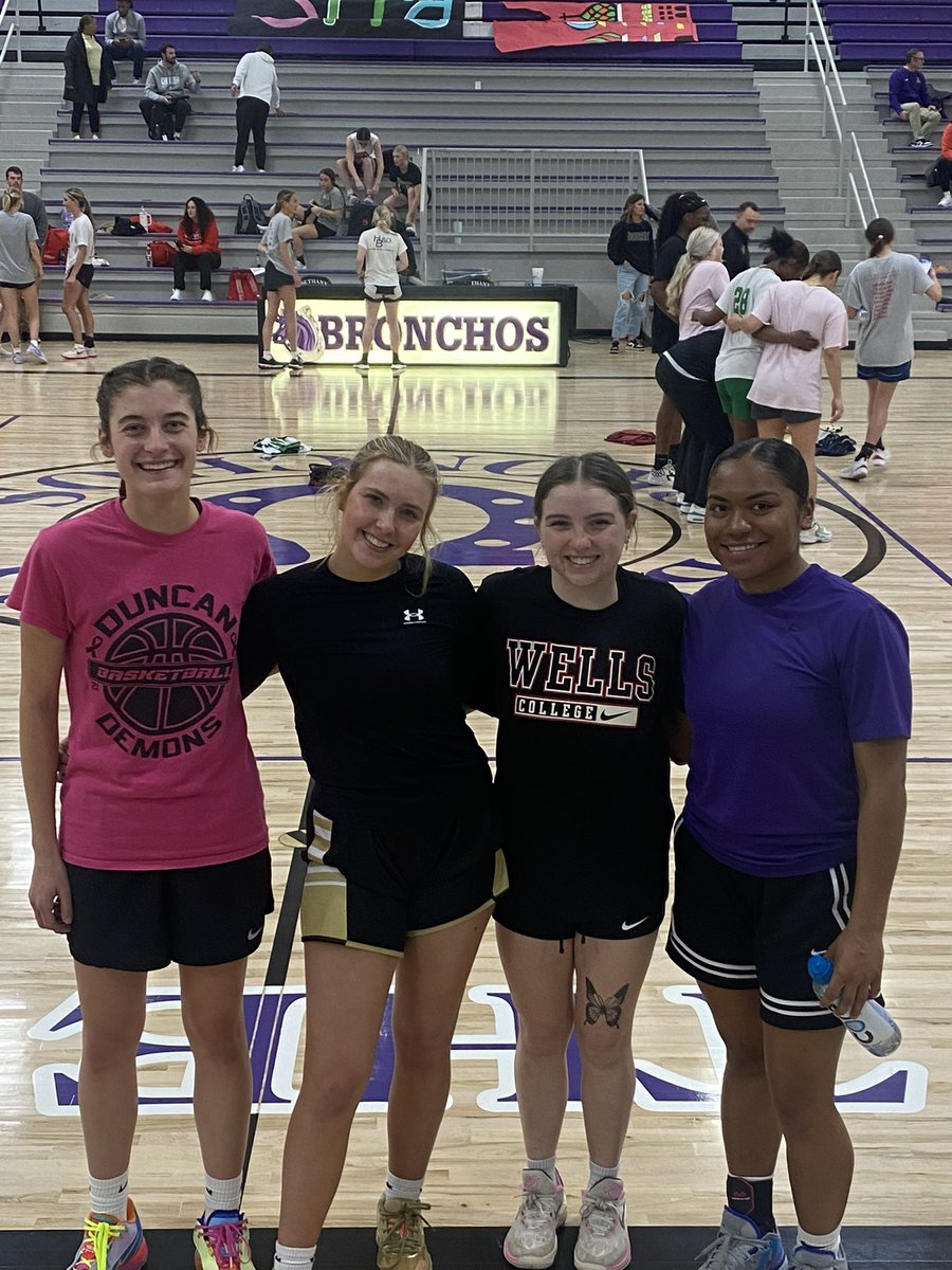 Just a couple OKRL girls at the ALL STATE workout ! <a href="/addisonrae_40/">Addison Harris</a> <a href="/addieannaddie/">Addison Siess</a> <a href="/Reesecarp2/">Reese Carpenter</a> @Serenity_Go3