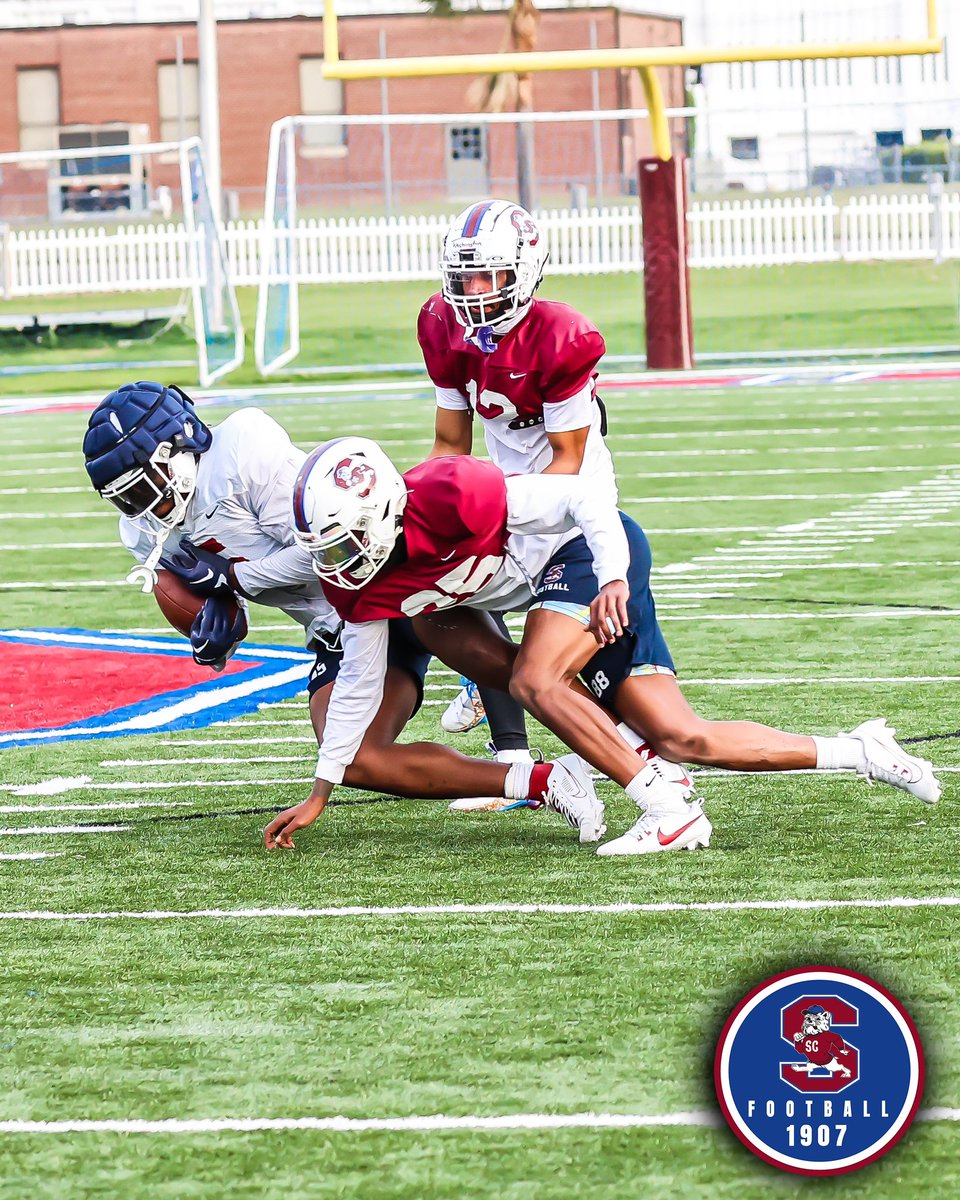 #GoDogs

There’s nothing better than Spring Ball in ORANGEBURG, SC‼️ Big Catches, Big Plays, Big time Players!

<a href="/SCStateAthletic/">SC State Athletics</a> <a href="/SCSTATE1896/">SC State University</a> <a href="/MEACSports/">Mid-Eastern Athletic Conference</a> <a href="/coachberry77/">Chennis Berry</a> 
#PayTheFEE
#DigDEEP
#FearTheBITE
🔴🔵🐶🏈