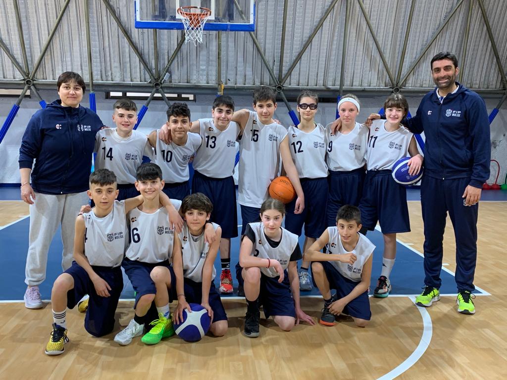 La selezione di minibasket della Fip Molise torna all'opera al torneo di Torre del Greco. Due gli allenamenti in previsione

Maggiori particolari qui: molise.fip.it/torneo-di-torr…

#FipMolise #Italbasket #minibasketforlife