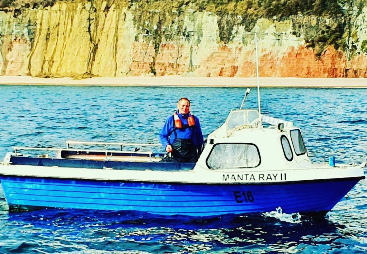 #MeetOurFleet 

This is MANTA RAY II a 18ft Iclander fished out of #Axmouth by Bob Carless. 

#eatourfish #fishermenled
#grassroots #fishing #lowimpact #seafood #collaboration #cic 

To find out more about our members visit our website.