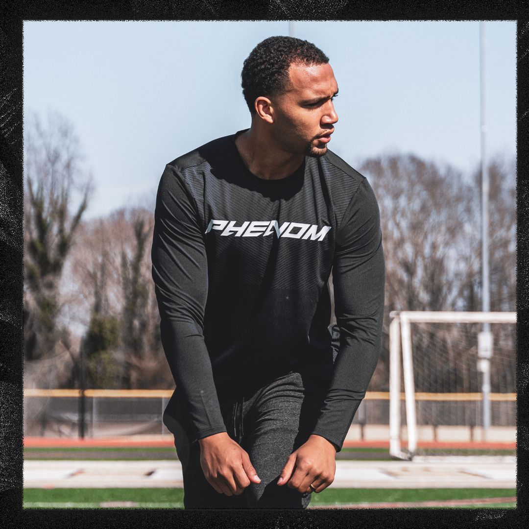 Sweat now. Shine later. 🥵 ✨ #NFLDraftPrep Athlete: @workin_hard15 Pic: @wu.productions Gear: @phenomelite Apparel: @phenombrand #Phenom x #SamPinckney x #NFLDraft