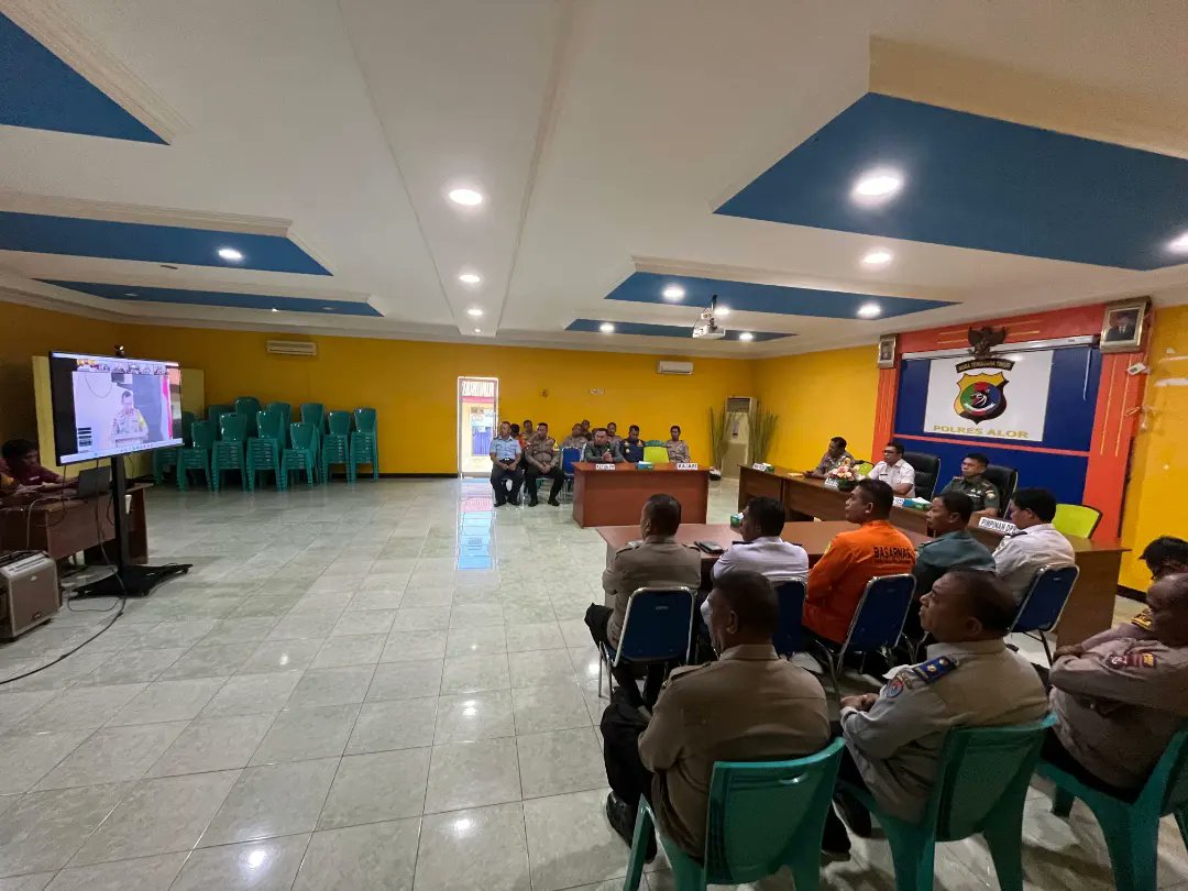 kodim1622_alor's tweet image. Dandim 1622/Alor Hadiri Rapat Koordinasi Lintas Sektoral Lewat Vicon Bersama Polda NTT

#PuspenTNI #kasad #trending #viral #jefbenybunda94
#PrajaRaksakaPeduliRakyat
#TNIPRIMA
#profesional
#responsif
#integratif
#modern
#adaptif

delixnews.com/2024/03/dandim…