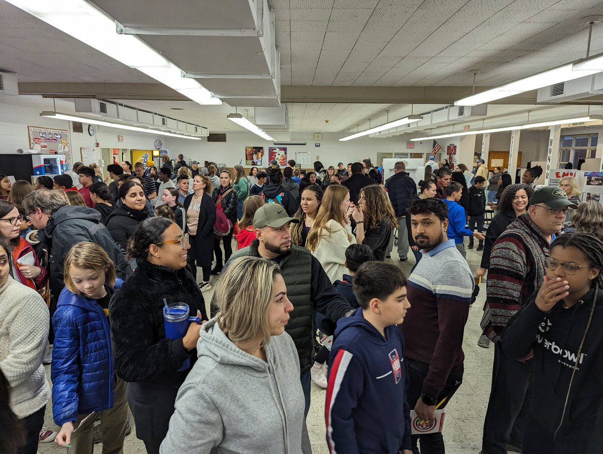 Mr. Murray tweet media