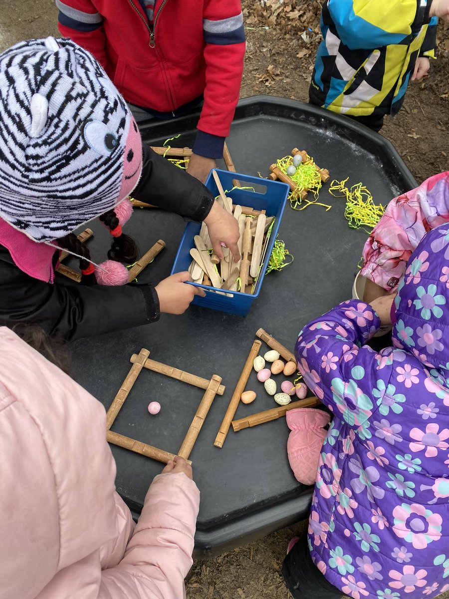 🌷🐦 Embracing the magic of spring as signs of new life emerge! Today, Ss dove into creativity, building their own bird nests with loose parts and building supplies. Witnessing their unique designs and innovative use of materials was truly inspiring! #orcaproud #HandsOnLearning