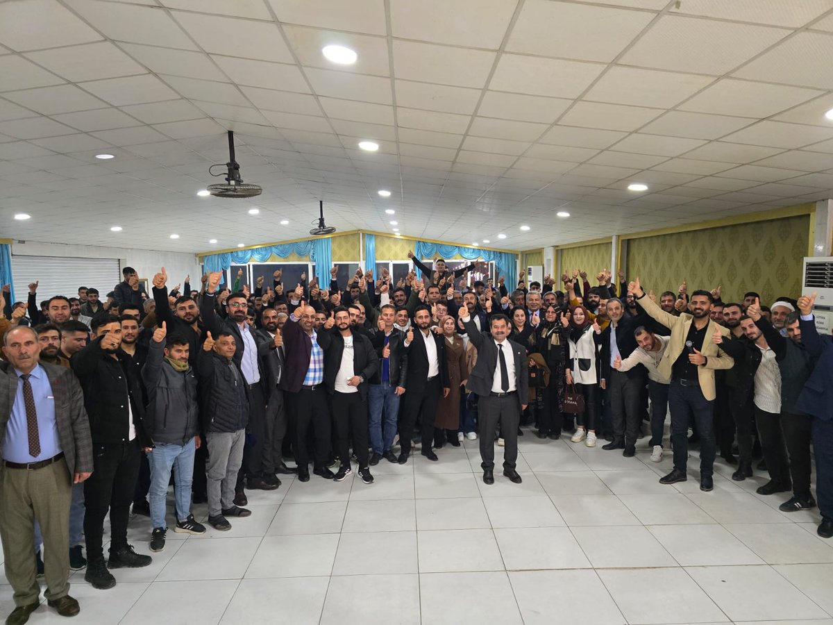 Necmettin ŞEYHANLIOGLU (@necmettineyhan2) on Twitter photo Mazlumun, yetimin, yoksulun hakkını savunan bir lider var.
Hırsıza, arsıza, yolsuzlara karşı dik duran bir lider var.
Eyyübiye'mize çökmüş olanları dağıtacak bir lider var.
O lider Saadet Partisi Eyyübiye Belediye Başkan Adayı Sayın <a href="/Mahmut1Demir/">Mahmut Demir</a>'dir Mazlumun, yetimin, yoksulun hakkını savunan bir lider var.
Hırsıza, arsıza, yolsuzlara karşı dik duran bir lider var.
Eyyübiye'mize çökmüş olanları dağıtacak bir lider var.
O lider Saadet Partisi Eyyübiye Belediye Başkan Adayı Sayın <a href="/Mahmut1Demir/">Mahmut Demir</a>'dir