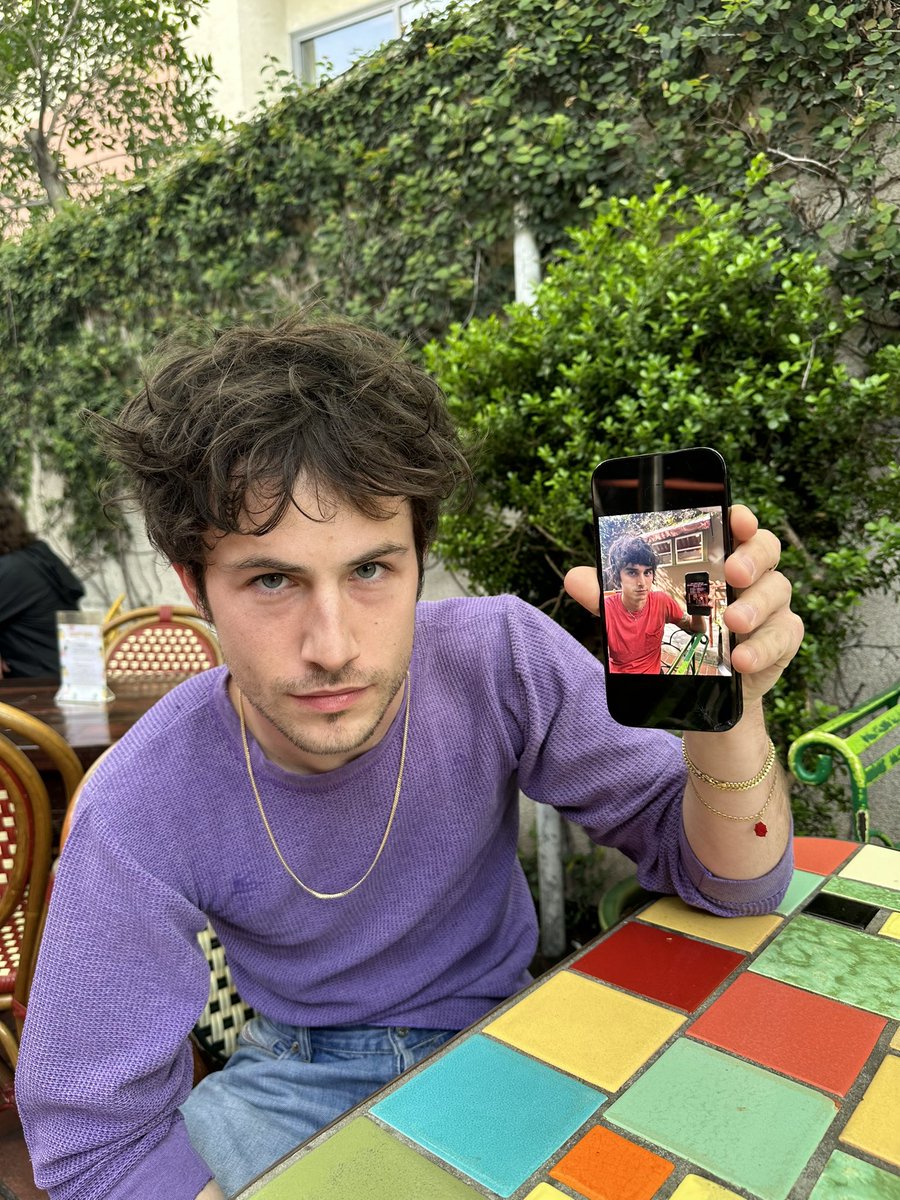 wallowsmusic tweet picture