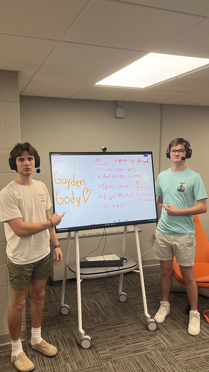 Zach tweet media