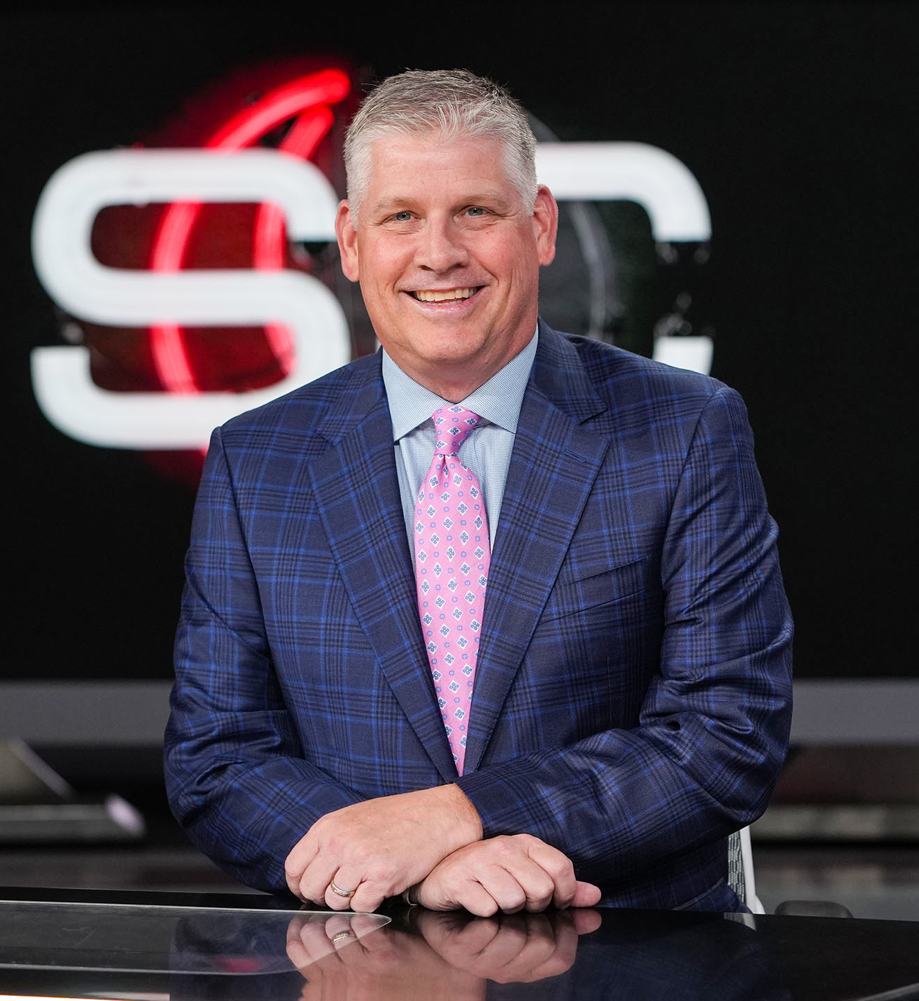 Front Office Sports on X: "John Anderson will retire from ESPN at the end of June after 25 years with the network, he announced on his @InsideWiscoShow. "The operation has changed ...