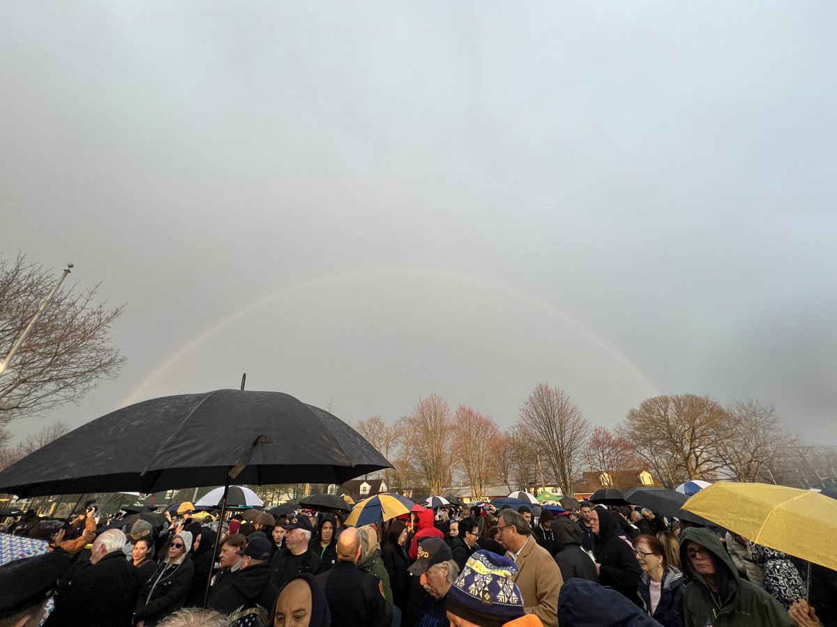 Rainbow over vigil for fallen @nypd officer Jonathan Diller @1010WINS @wcbs880