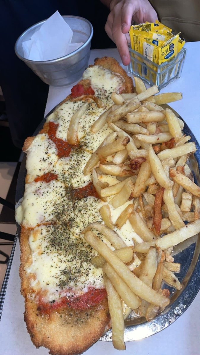 te amo milanesa a la napolitana😍😍😍