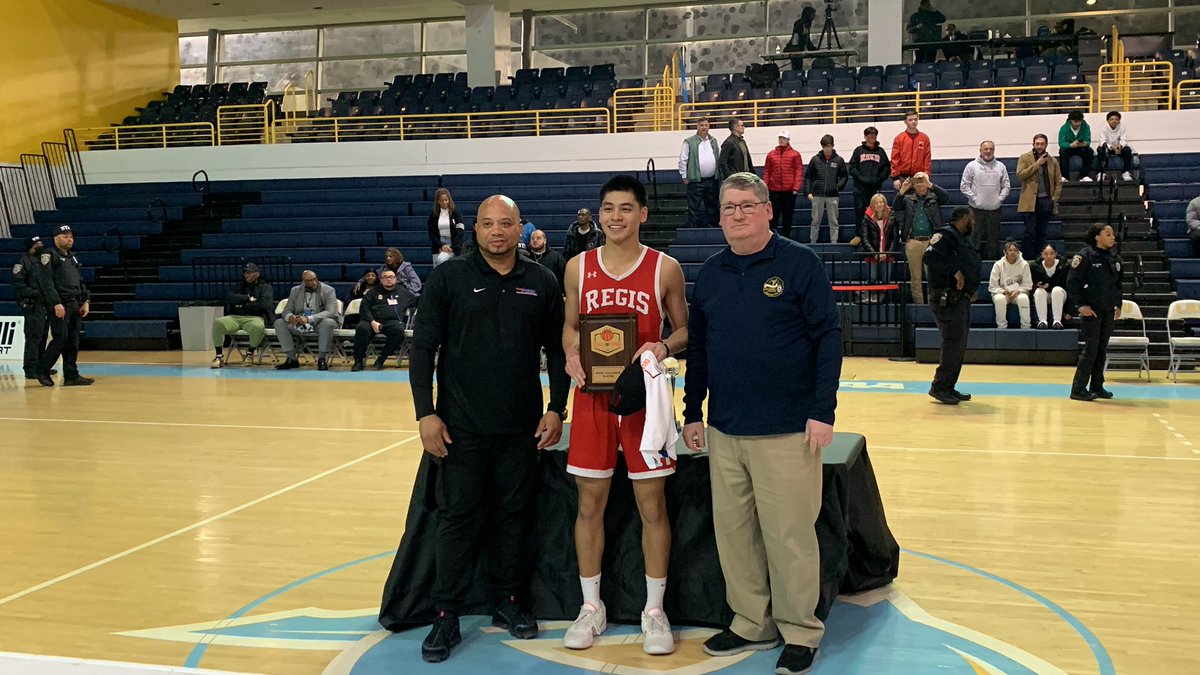 HoopDreams_NYC's tweet photo. Congratulations to the @RegisHighSchool Raiders on a great HS season as they ended  the 2023-24 season yesterday in the @nycpsal vs @CHSAA_NYC Champions Challenge defeating a very good South Bronx Prep squad 67-53. Austin Mejia won MVP awards as he scored 22 points in the Win. https://t.co/ZKlYCrGcrz