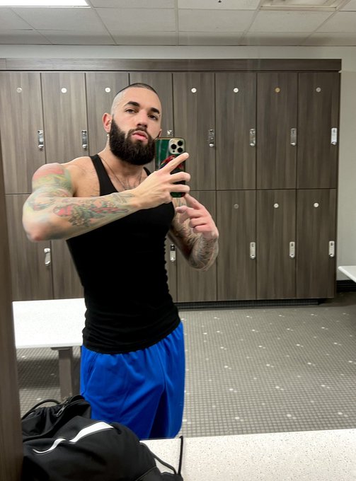 Work out = complete  Your turn to milk me 🐮 🥛 https://t.co/xmzUcgwh5C