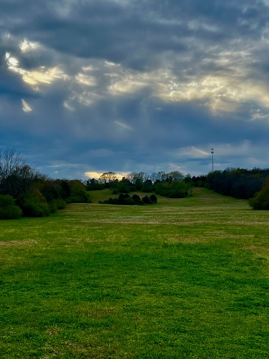 It is a breezy cool 50° day on the city trails. I thought guys like these pics better than trail pics. I have always been fascinated with old houses. The bridge was built in 1874 and moved here in 2011. I hope you guys have had a great hump day. #hiking #photography