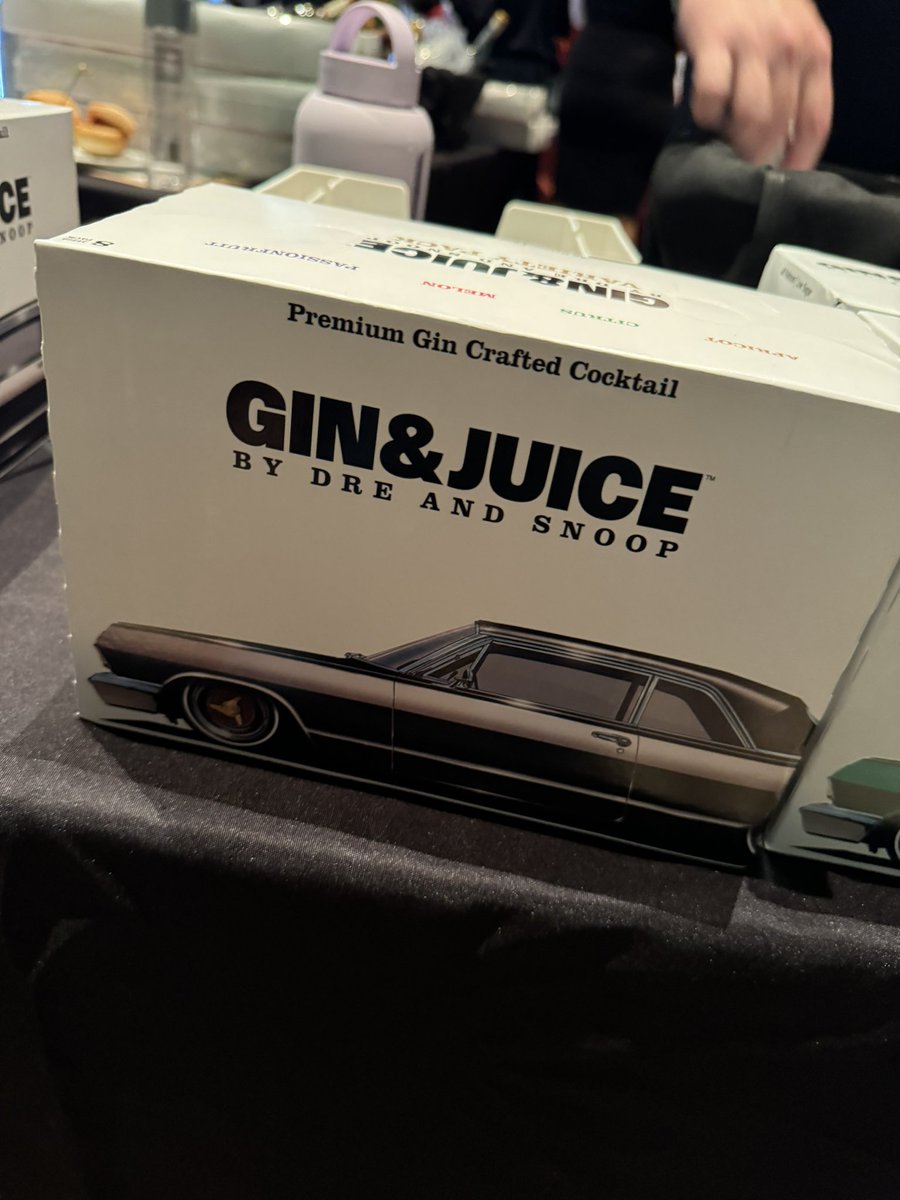 I know it's been a while since I posted a new seltzer/canned drink but this shit is fire 🔥🔥🔥🔥 <a href="/BarredinDC/">Barred in DC</a>