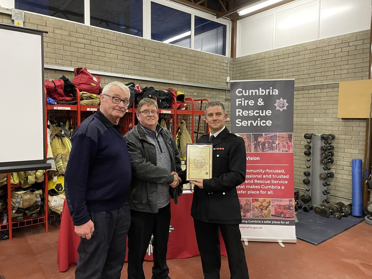 What a fantastic turnout @KeswickFire On-call appreciation night. To all the families and employers thank you so much for supporting @CumbriaFire On-call firefighters. 100% availability in January, not dropping below 98.5% in the last 12 months, absolutely amazing 👏@IanJSeel