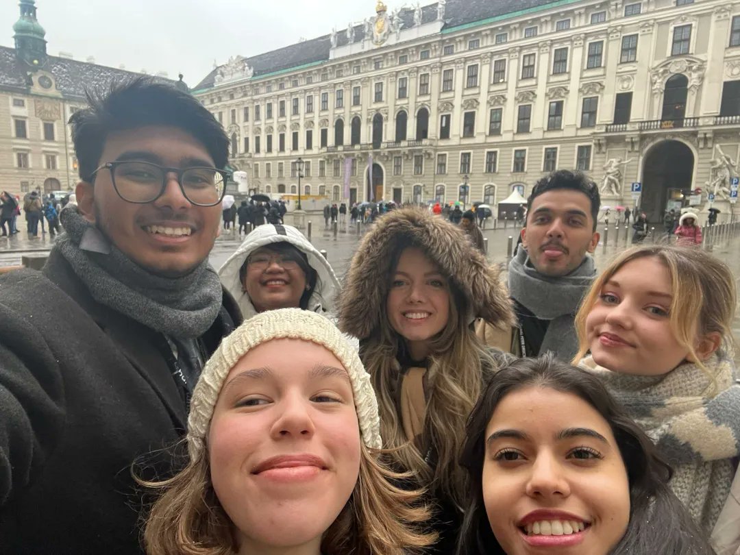 What's to love about the #DruckerChallenge? You tell us!

Attend our free Digital Information Session to discover how your winning #DruckerChallenge Essay can make all this happen for you!

#NextManagement #NextEducation #DruckerChallenge 

druckerchallenge.org/declaration-of…